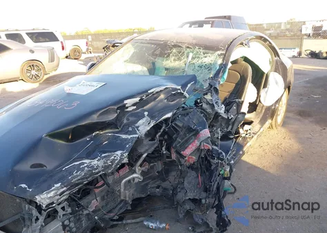 2016 Mercedes-Benz C 300 z USA, uszkodzony, nr VIN 55SWF4JB8GU149315